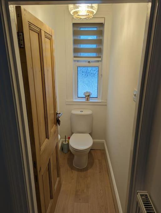 Spacious First Floor Family Flat, Sea View توركواي المظهر الخارجي الصورة