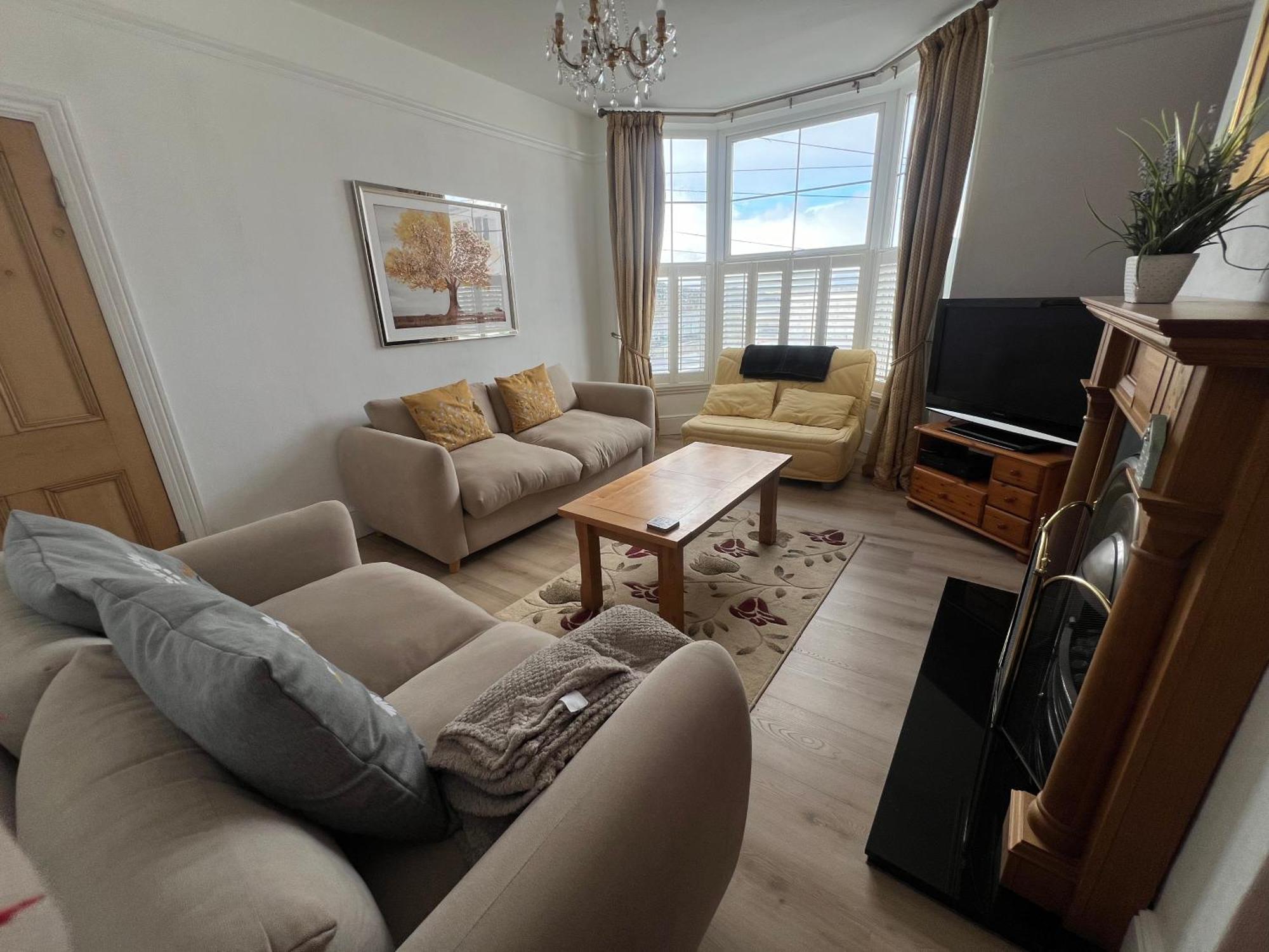 Spacious First Floor Family Flat, Sea View توركواي المظهر الخارجي الصورة